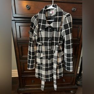 Body Central Plaid Pea Coat. Black and white. Size L